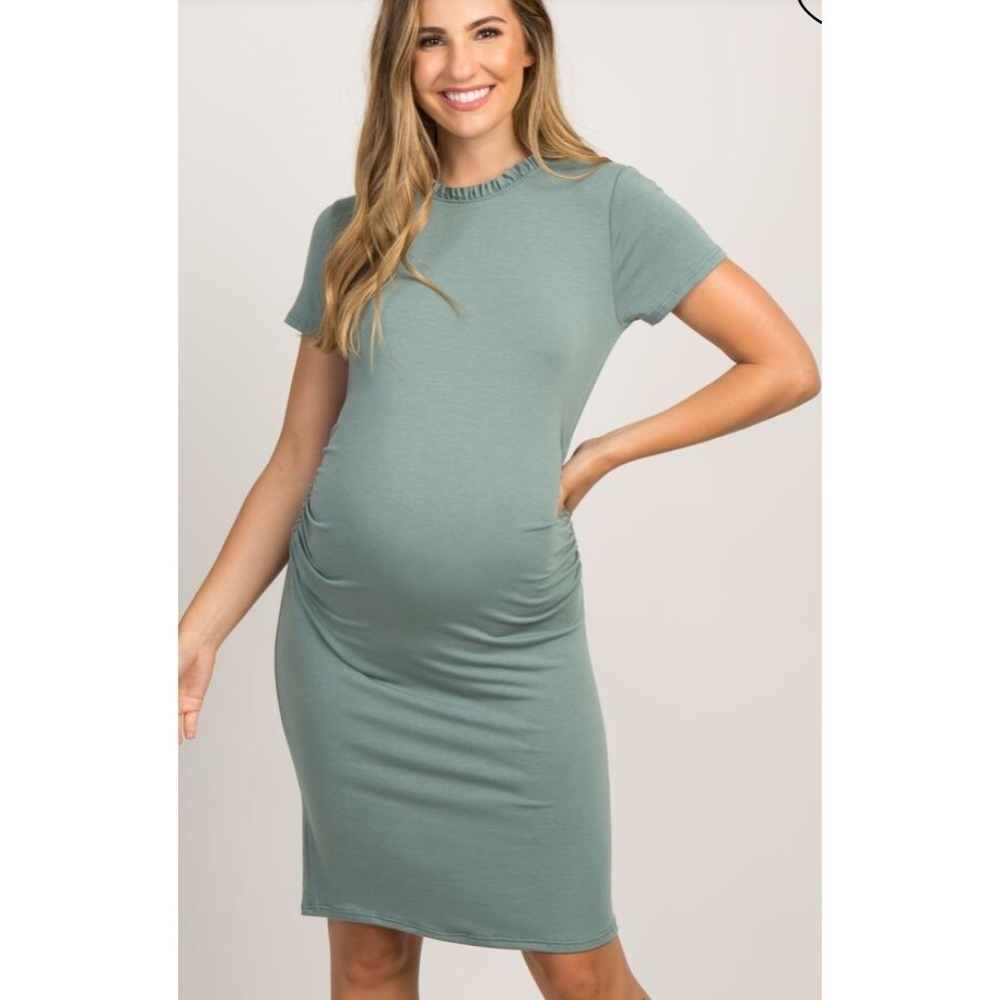 New* Pinkblush ruffle neckline ruched Maternity